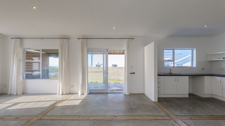 To Let 2 Bedroom Property for Rent in Oceanview Heights Western Cape